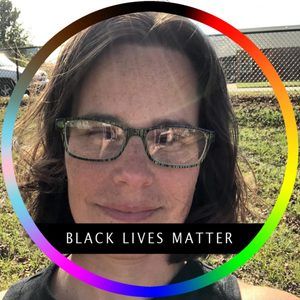 Meet your Posher, Carrie